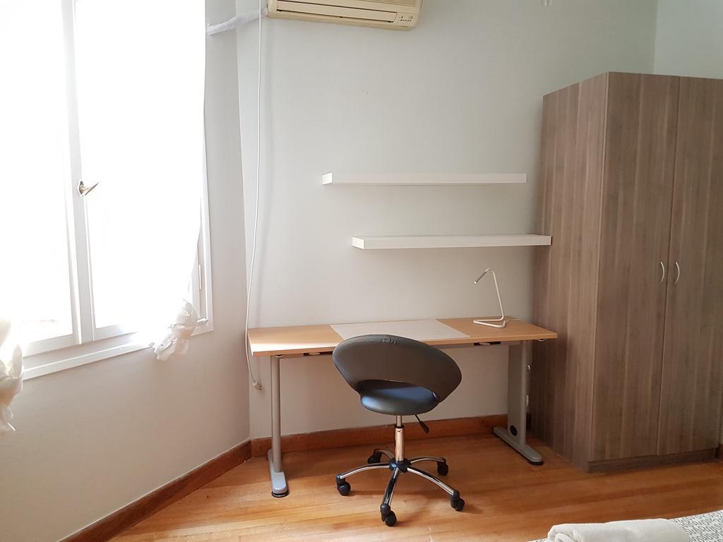 Errathens Pine Red And Taupe - Athens Centerアパートメント エクステリア 写真
