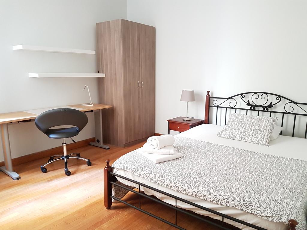 Errathens Pine Red And Taupe - Athens Centerアパートメント エクステリア 写真