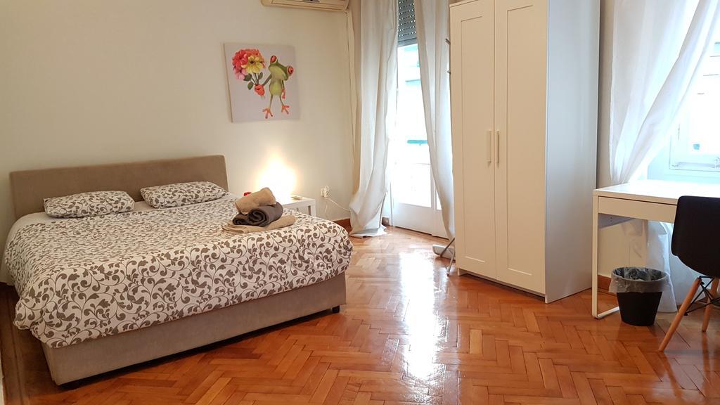 Errathens Pine Red And Taupe - Athens Centerアパートメント エクステリア 写真